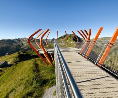 Aussichtsplattform Glocknerblick am Stubnerkogel im Sommer