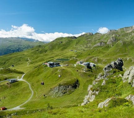 Dieses Bild zeigt das Bergrestaurant kleine Scharte auf der Schlossalm