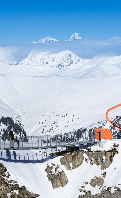 Brücke zum Aussichtspunkt am Felsenweg am Stubnerkogel